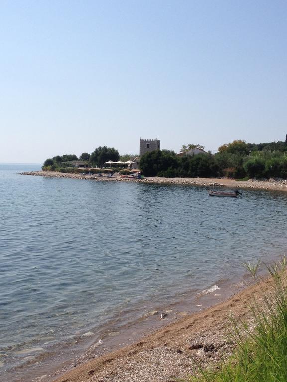 Janis Home Храні Номер фото